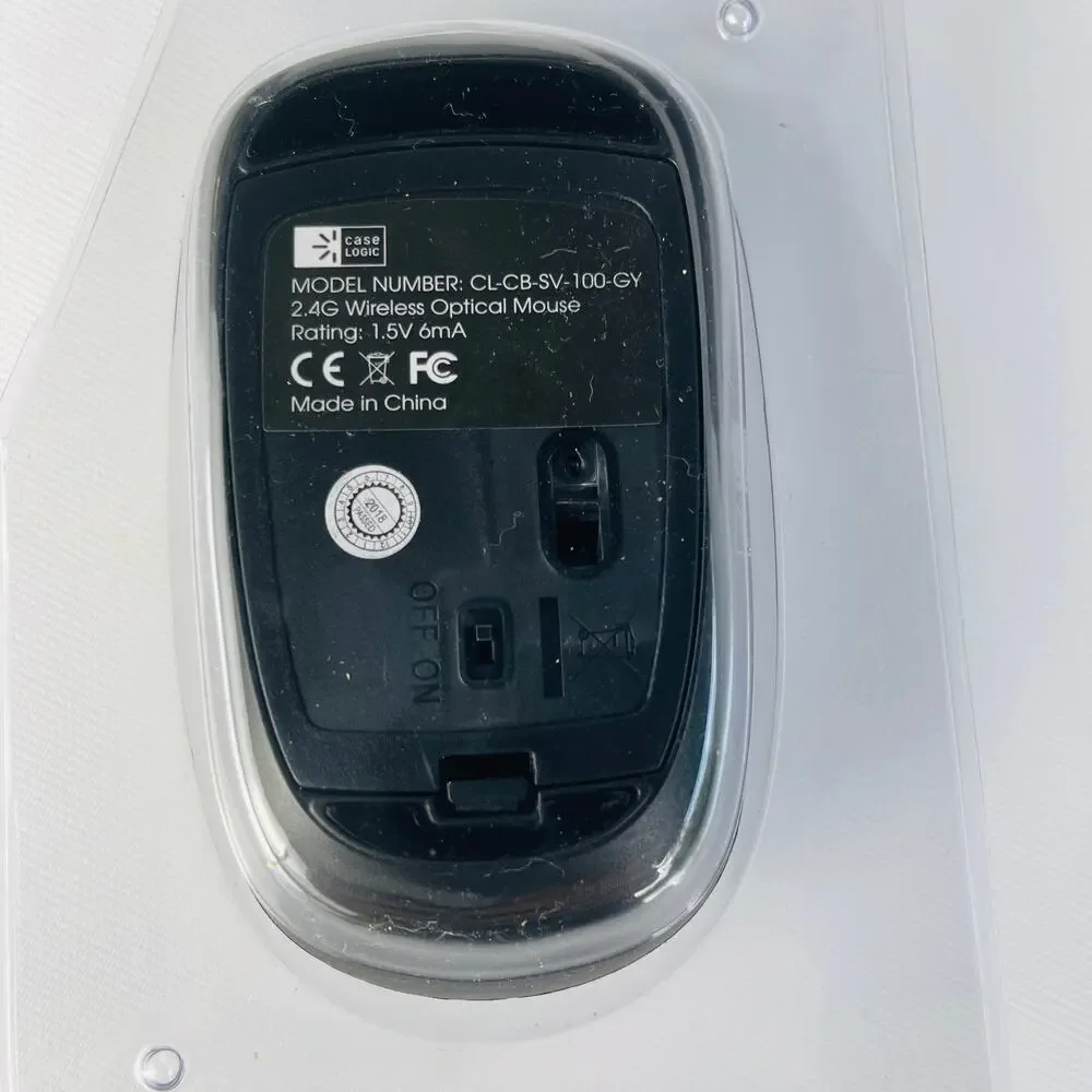Case Logic Wireless Mouse & 16